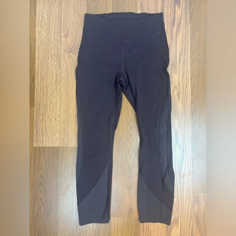LULULEMON Strength & Sweat Crop *23